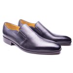 Loafer leather shoes